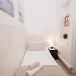 House 78 * Bari
